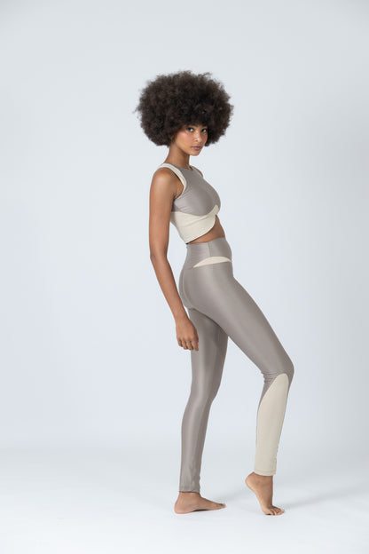 Perla High Waisted Legging