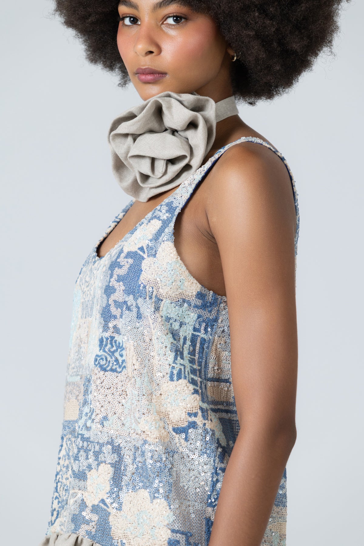 Orilla Accent Flower