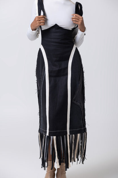 Skeleton Skirt in Black