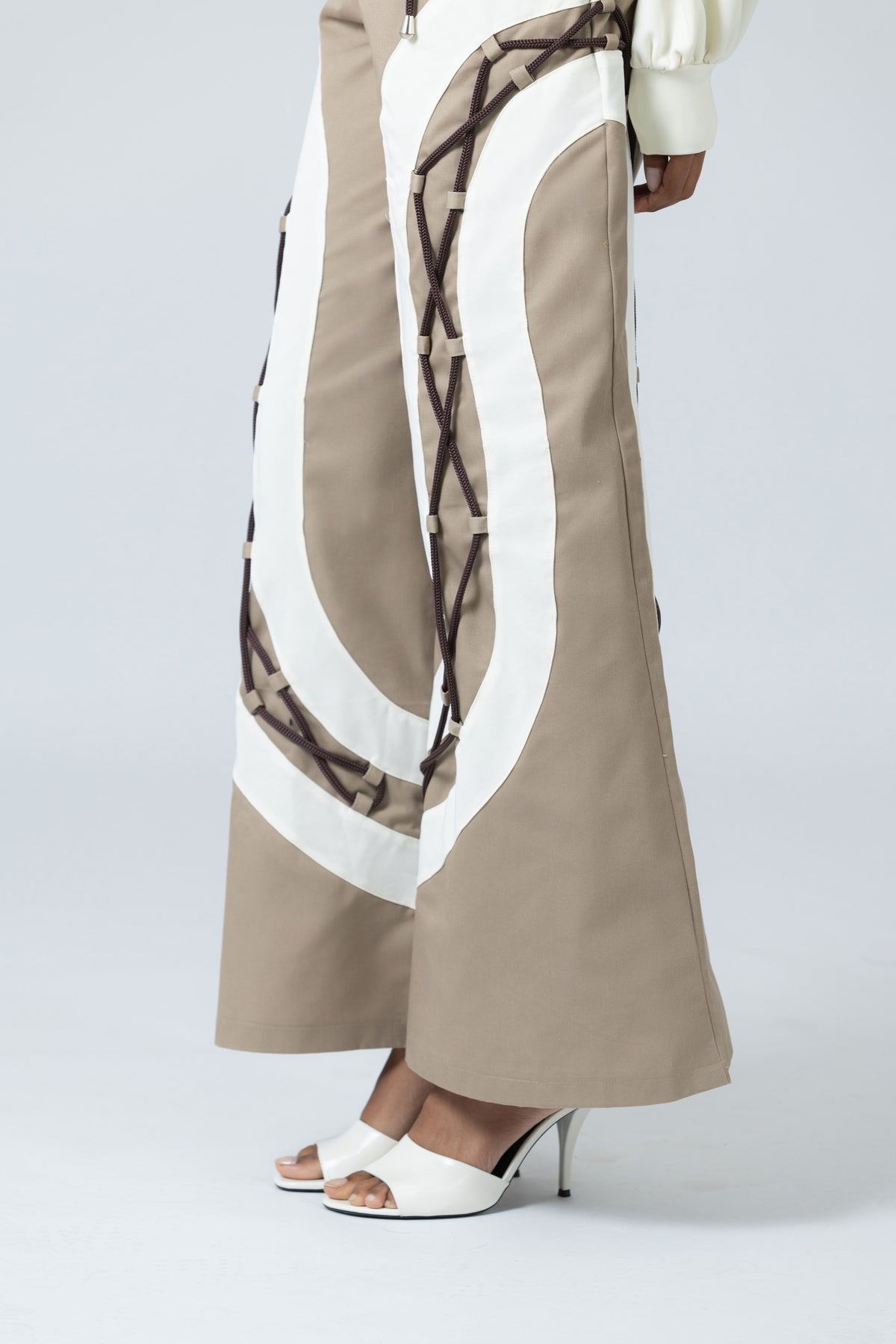 Yubarta Wide Leg Pant