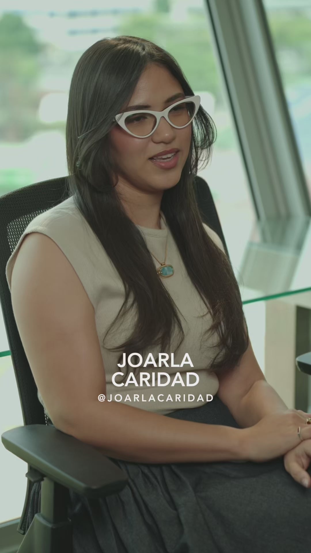 Cargar video: 